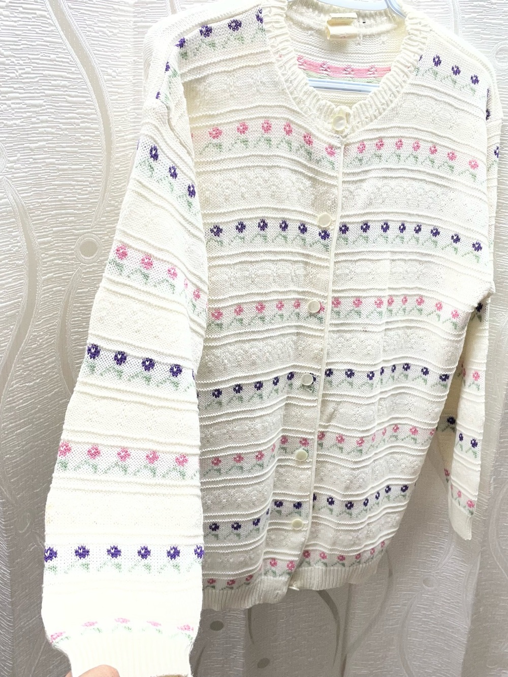 Vintage cottagecore Avon Cream Knit Cardigan with Pink and Purple Floral Stripes - Picture 3 of 11